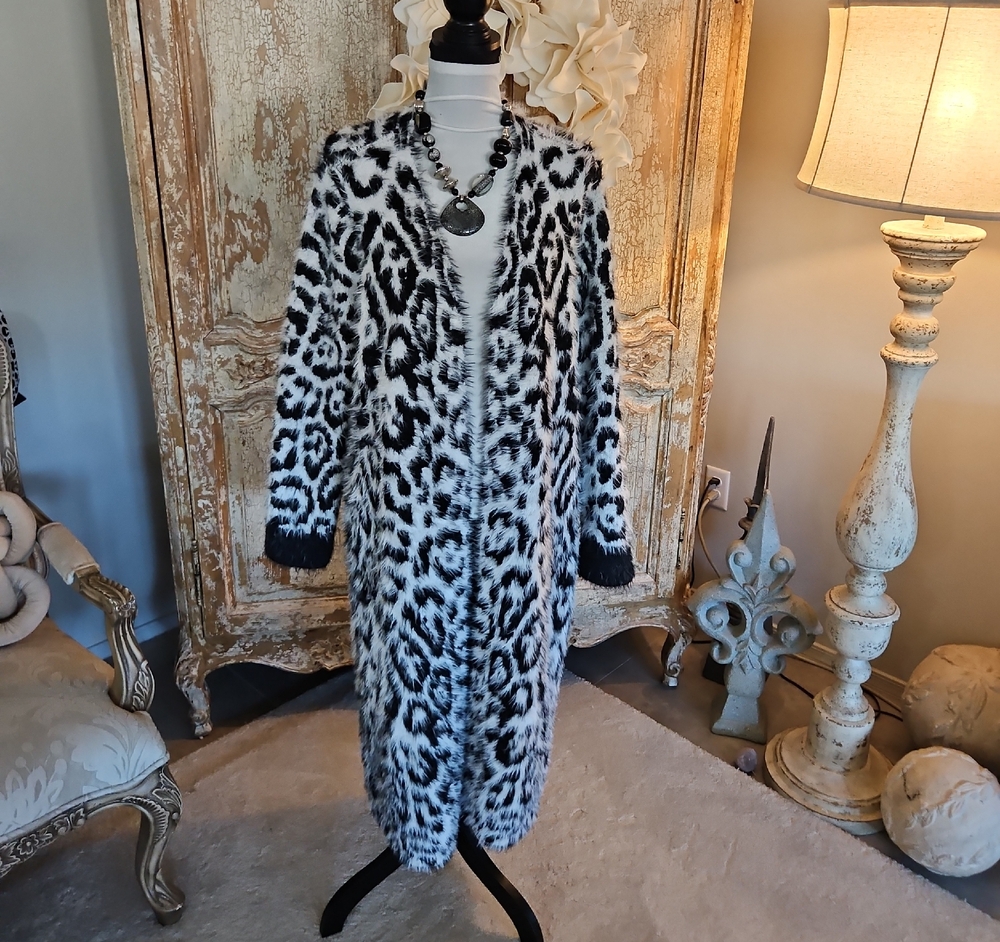 VENUS Faux Fur Leopard-Style Long Cardigan in Black & White